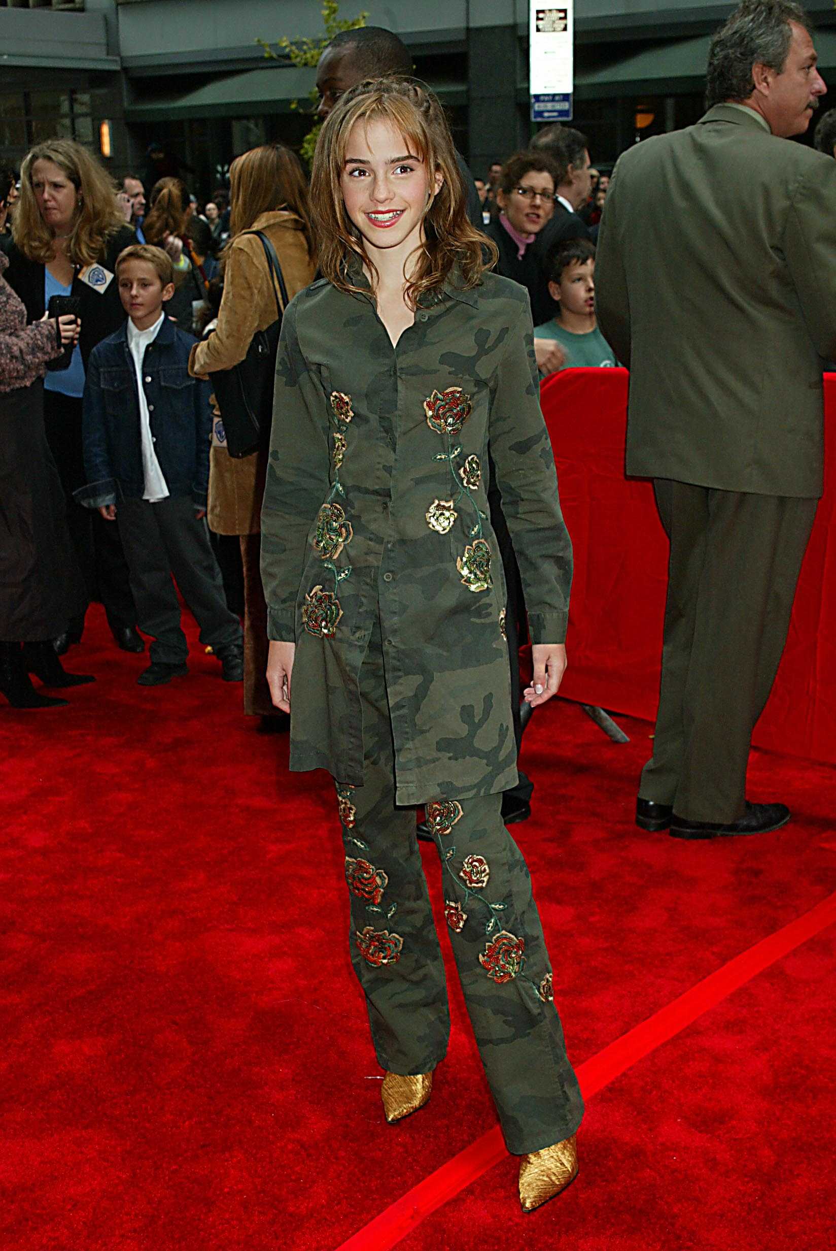 EEW_2002event_nov10_hp_cos_ny_premiere_208.jpg EEW_2002event_nov10_hp_cos_ny_premiere_208.jpg