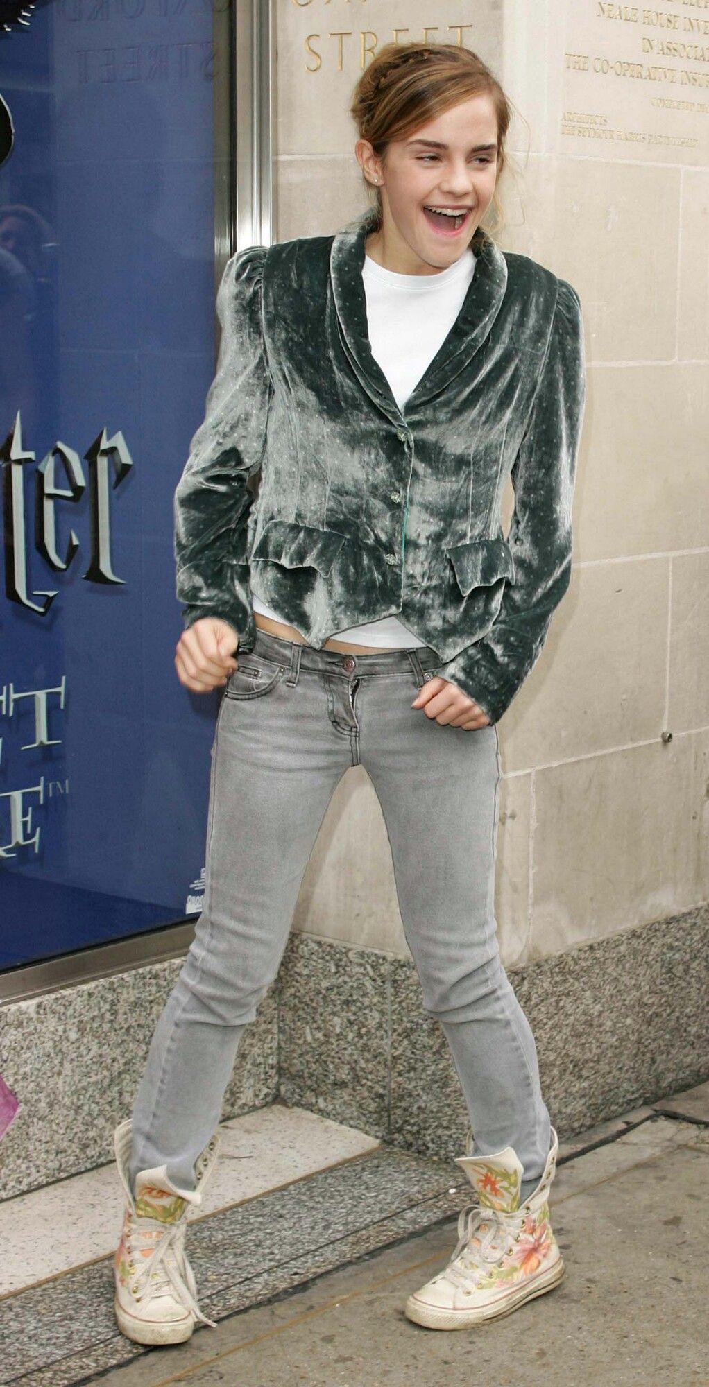 EEW_2005event_oct30_marks_spencer_clothes_launch_013.jpg EEW_2005event_oct30_marks_spencer_clothes_launch_013.jpg
