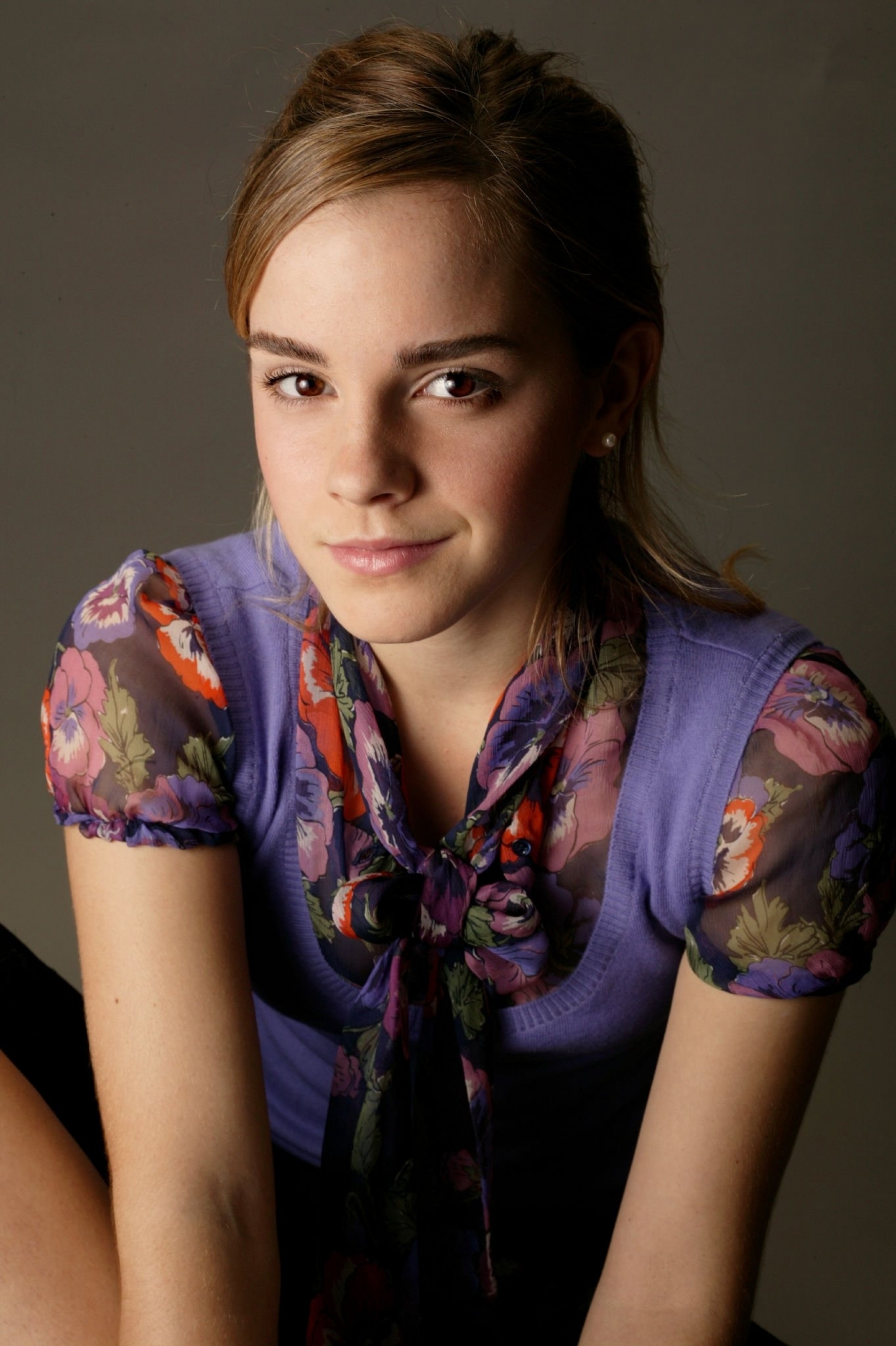 EEW_2005shoot_stephen_sullivan_womens_wear_daily_013.jpg