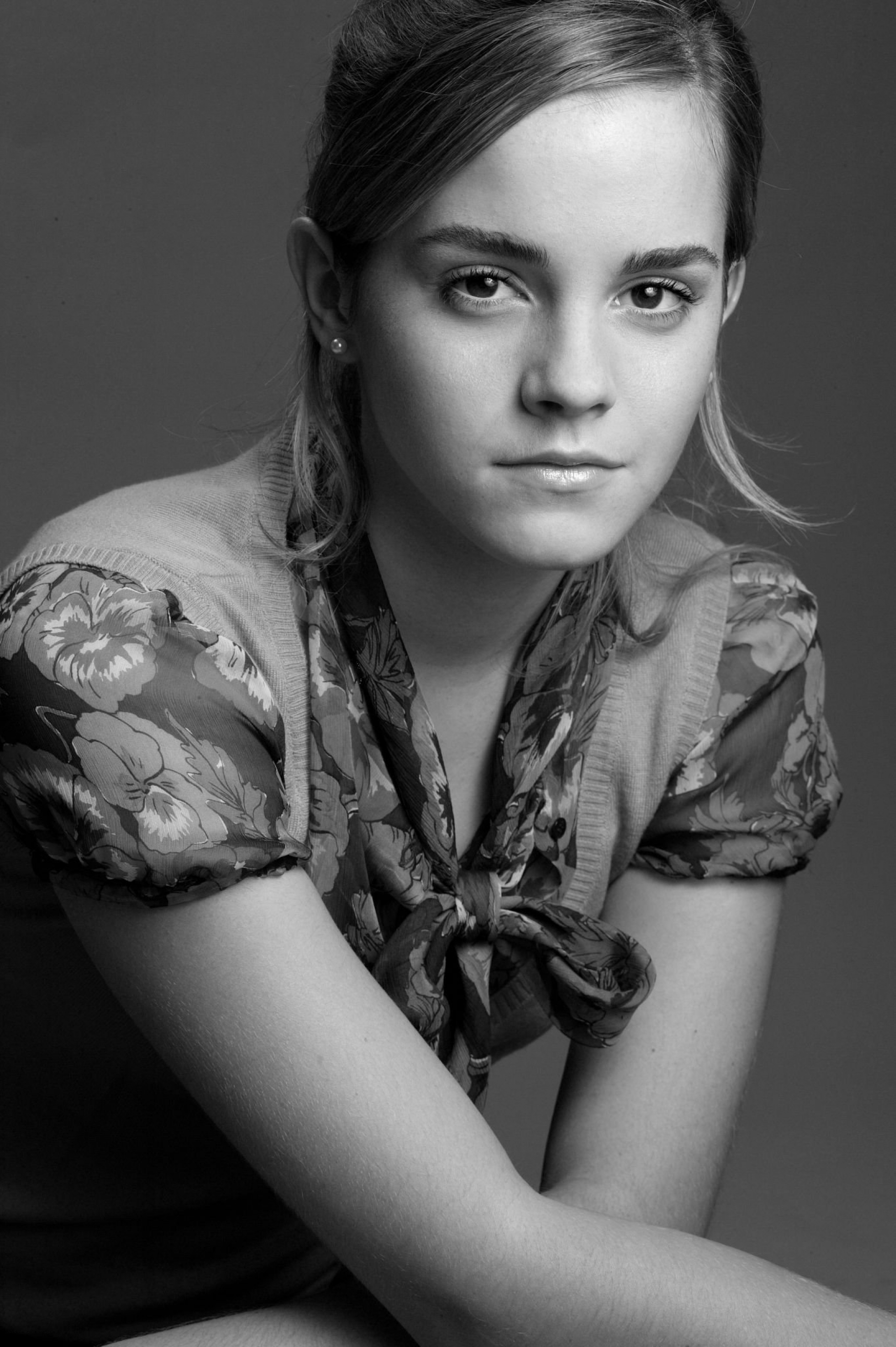 EEW_2005shoot_stephen_sullivan_womens_wear_daily_015.jpg