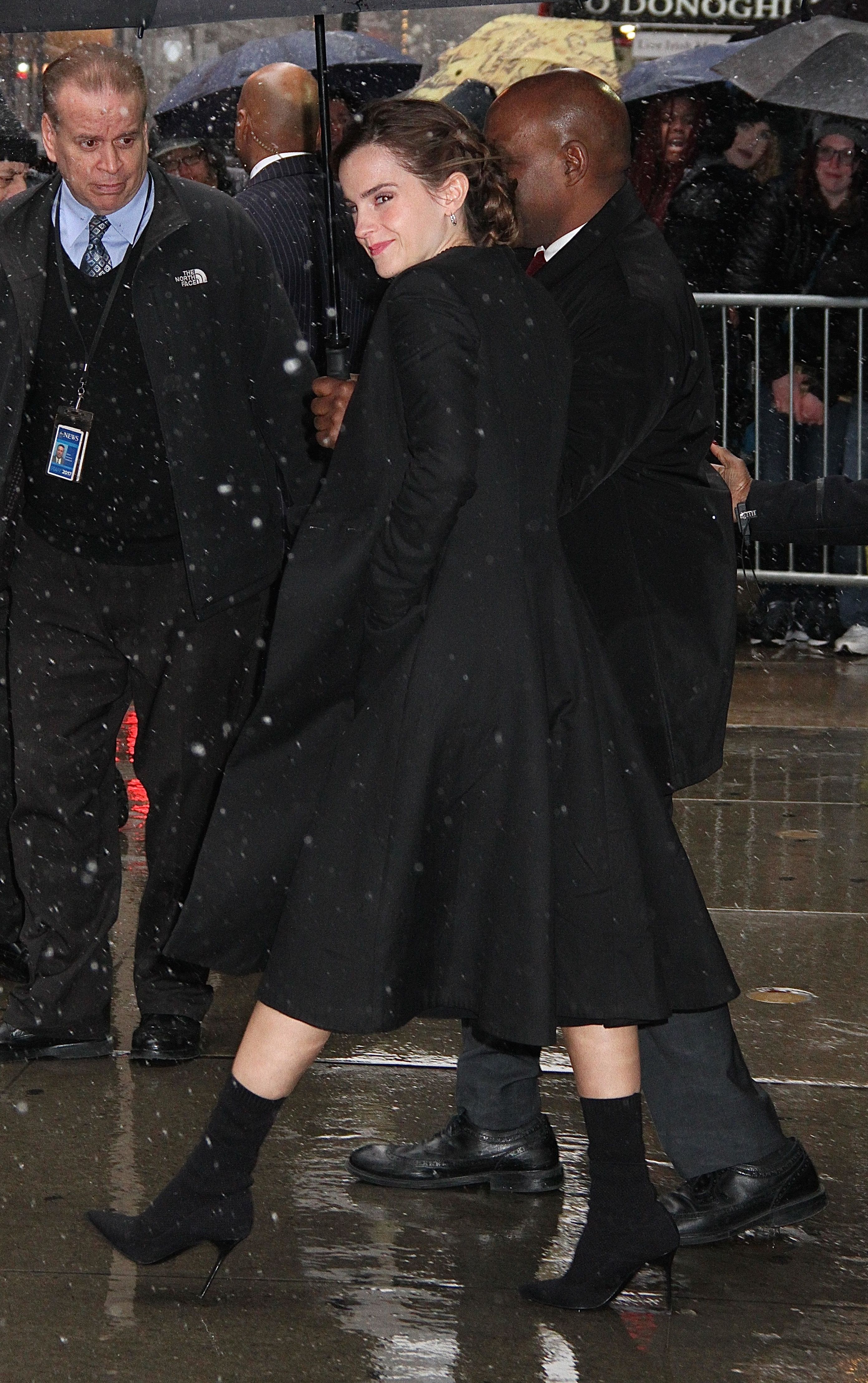 EEW_2017candid_mar10_goodmorning_america_in_nyc_arrival_20.jpg EEW_2017candid_mar10_goodmorning_america_in_nyc_arrival_20.jpg