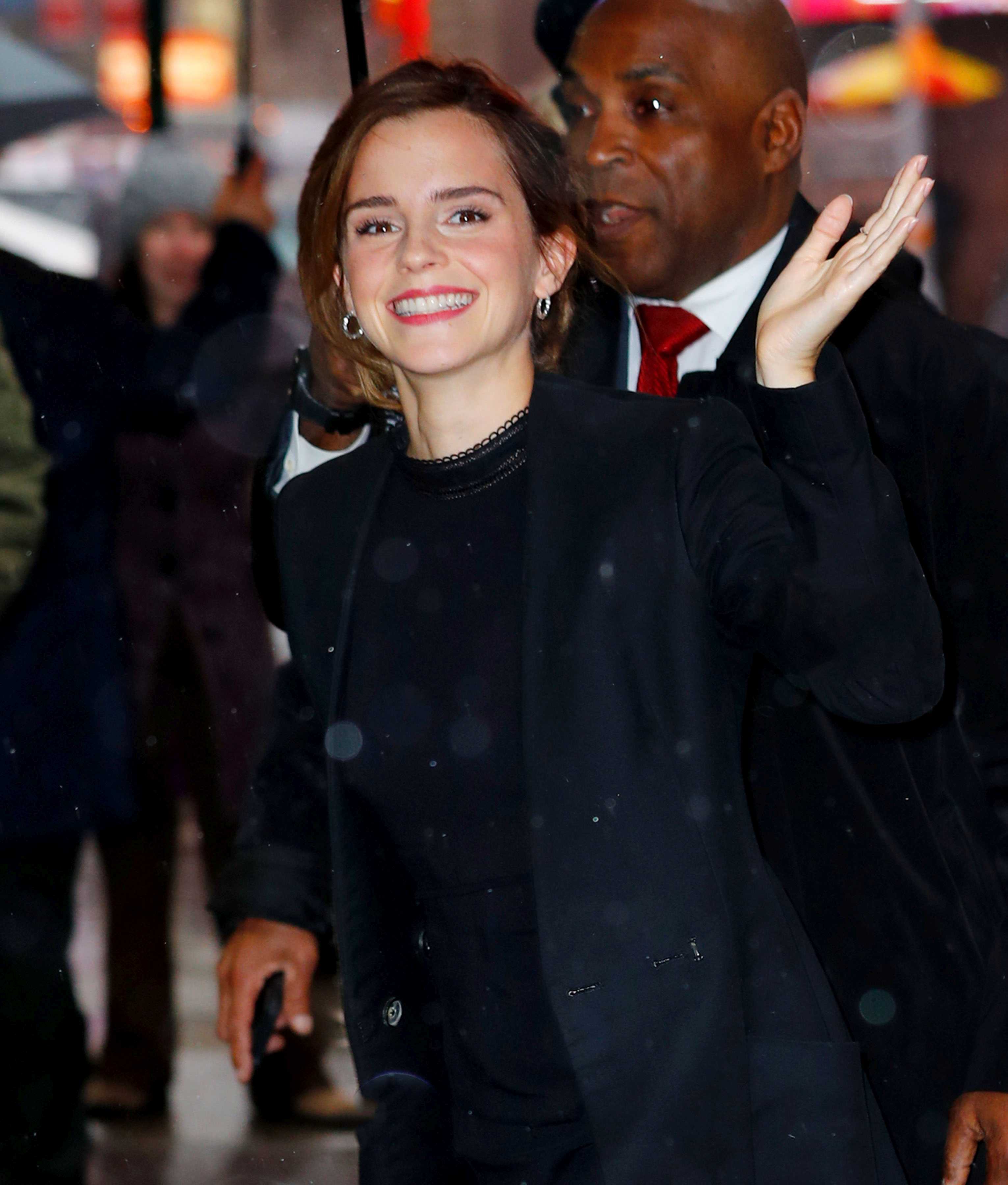 EEW_2017candid_mar10_goodmorning_america_in_nyc_arrival_54.jpg