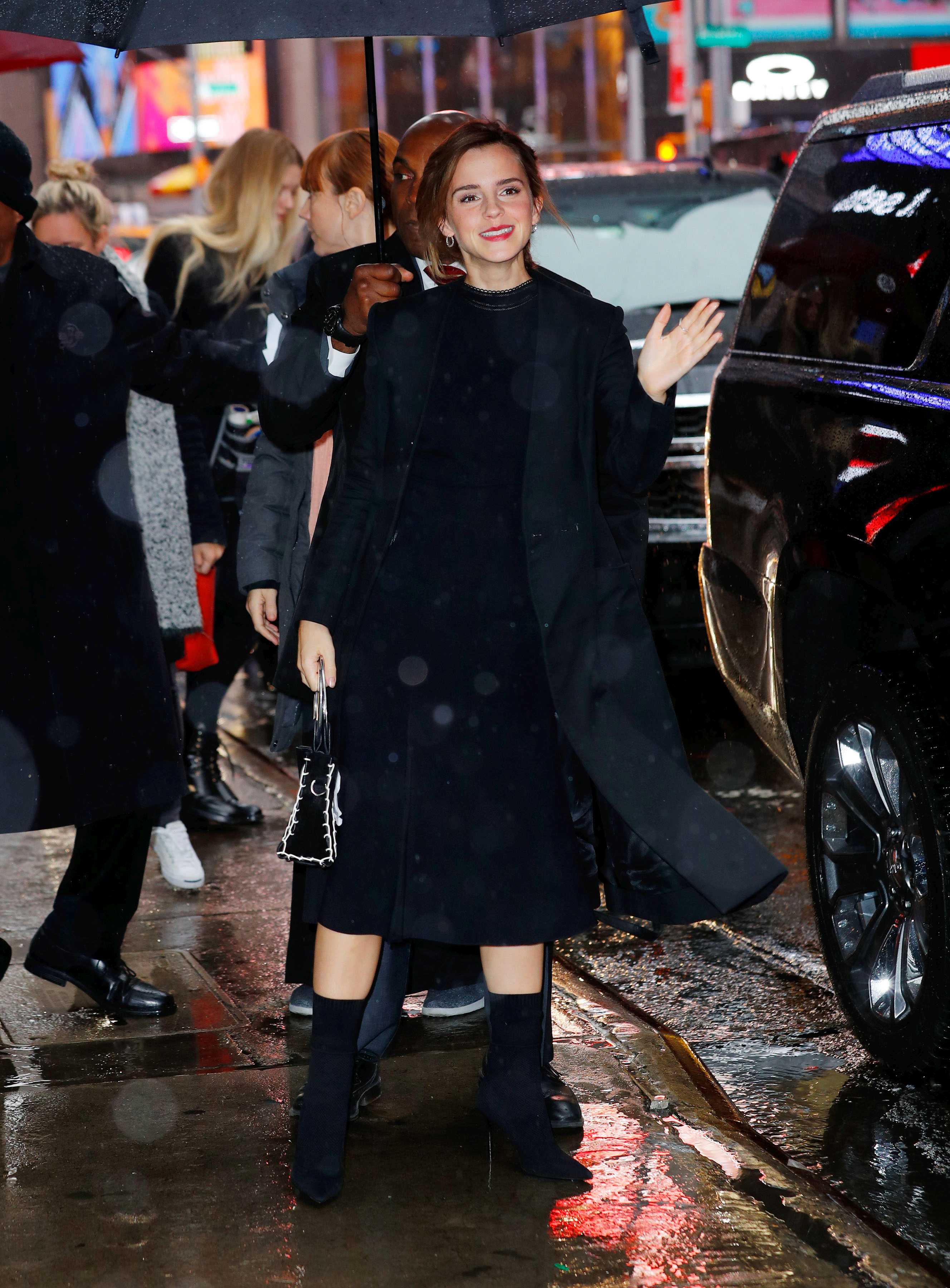 EEW_2017candid_mar10_goodmorning_america_in_nyc_arrival_71.jpg