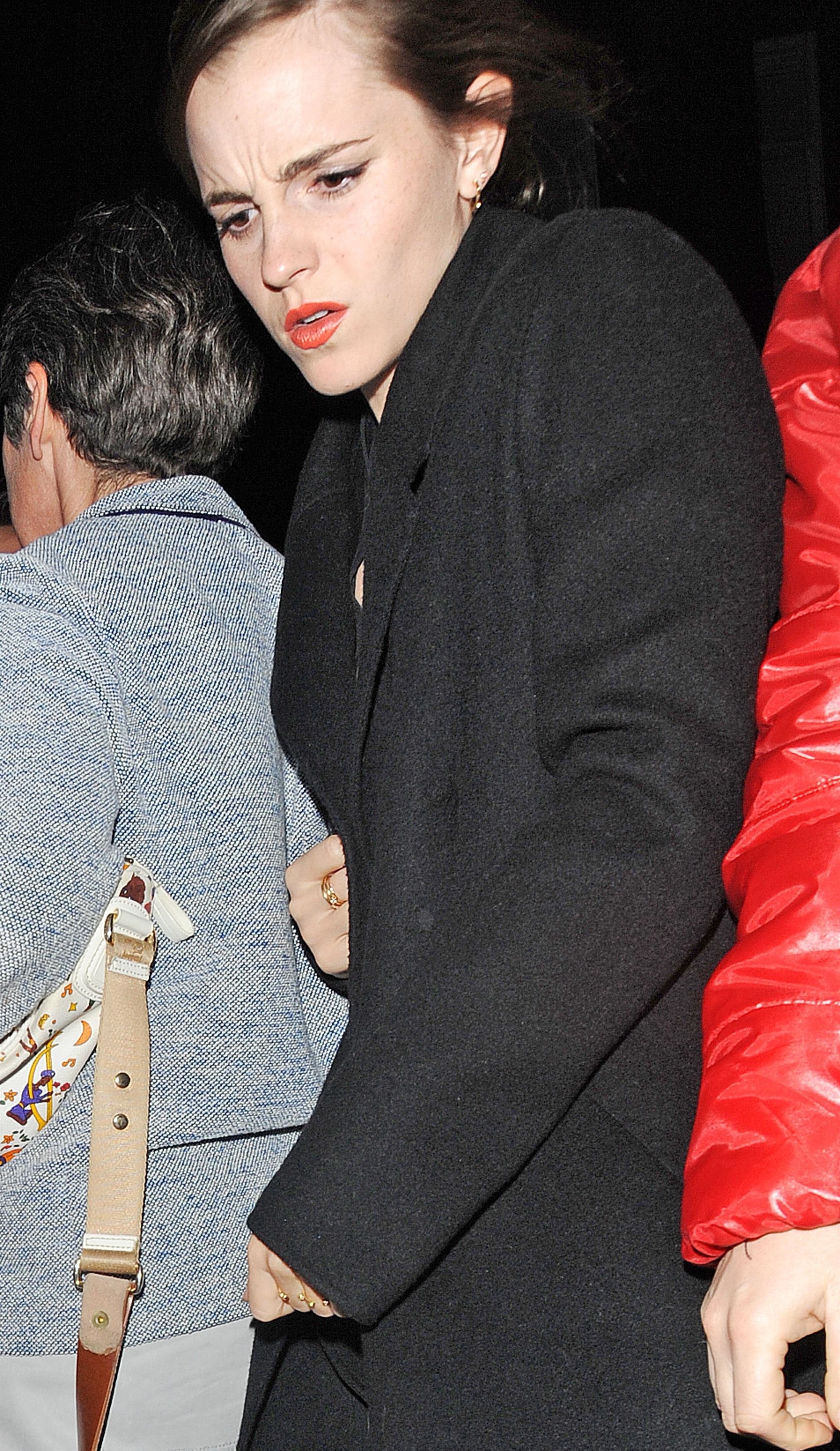 EEW_2017candid_oct21_arrives_at_chiltern_firehouse_in_london_006.jpg EEW_2017candid_oct21_arrives_at_chiltern_firehouse_in_london_006.jpg