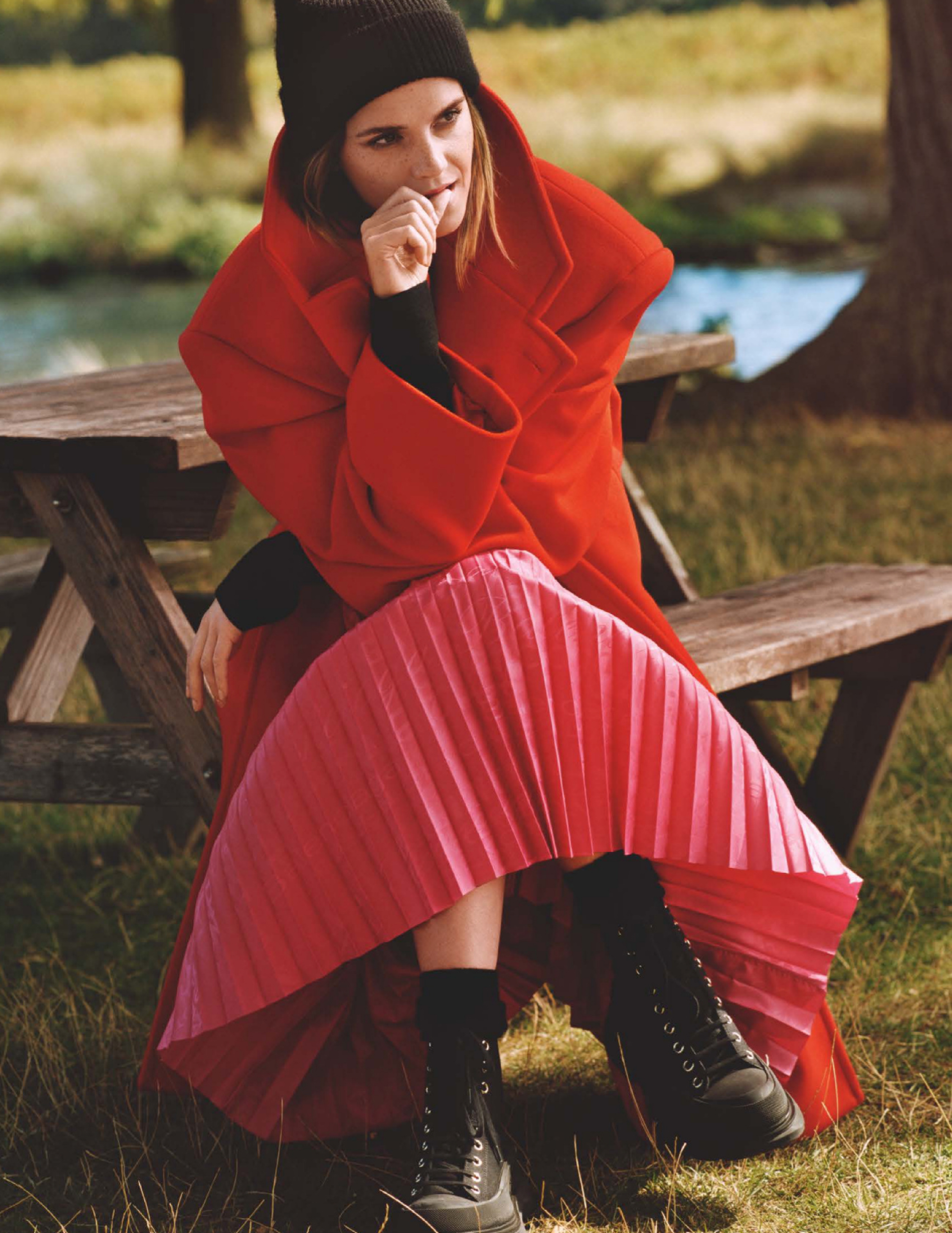 EEW_2019scan_dec_british_vogue_008.jpg