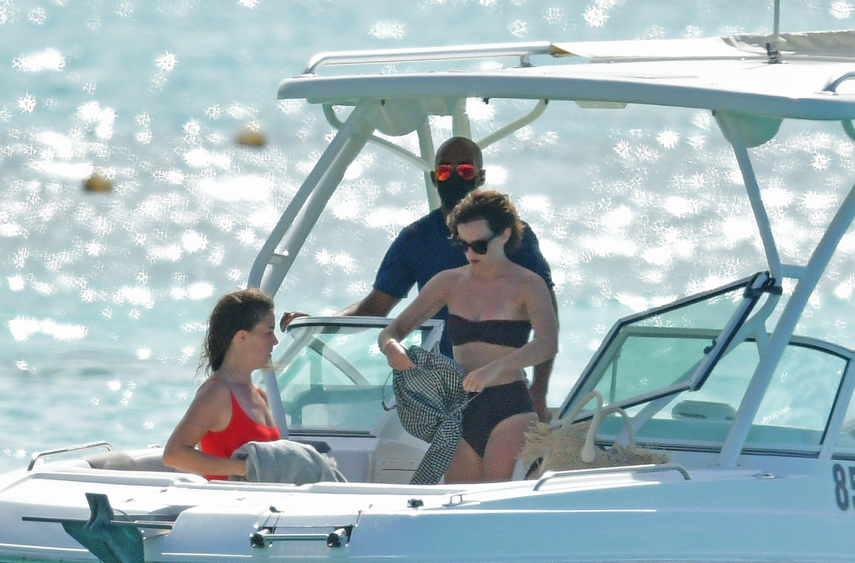 EEW_2021candid_dec12_at_a_beach_in_barbados_030.jpg