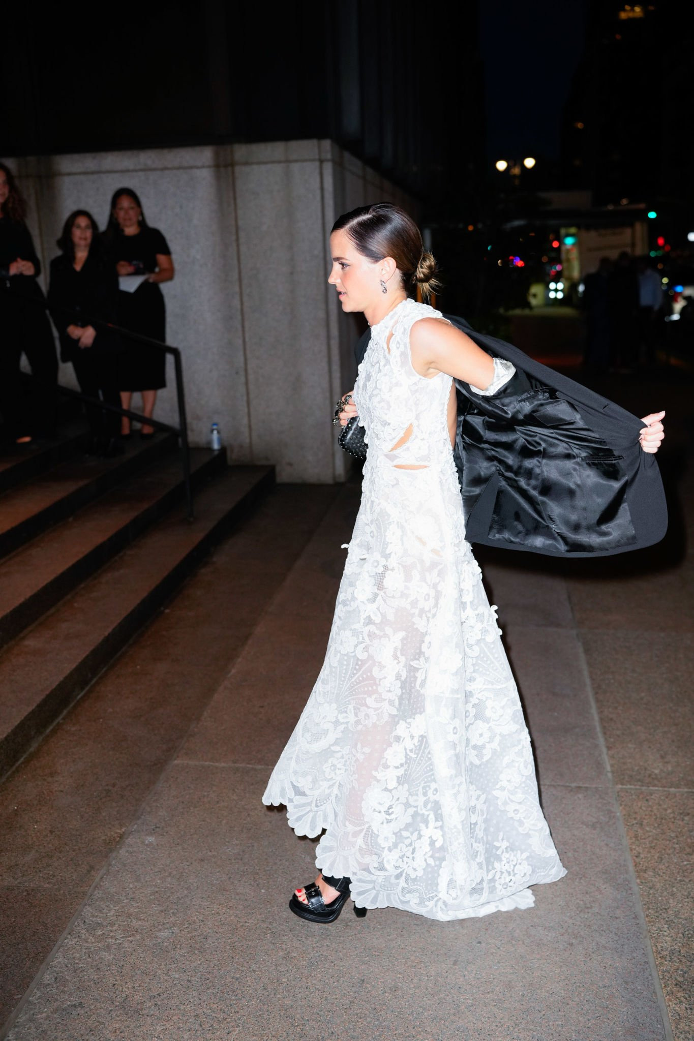 EEW_2022_sept15_arrival_kering_foundation_dinner_009.jpg