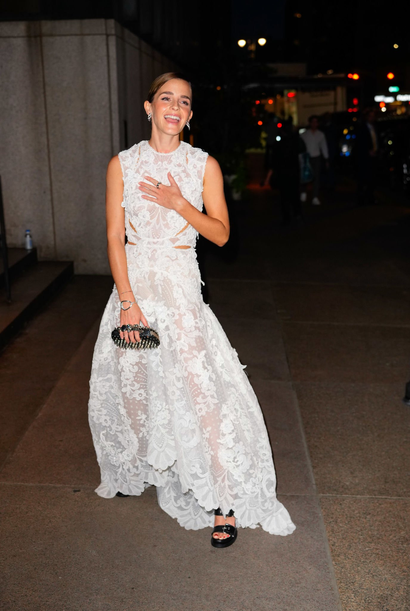 EEW_2022_sept15_arrival_kering_foundation_dinner_021.jpg EEW_2022_sept15_arrival_kering_foundation_dinner_021.jpg