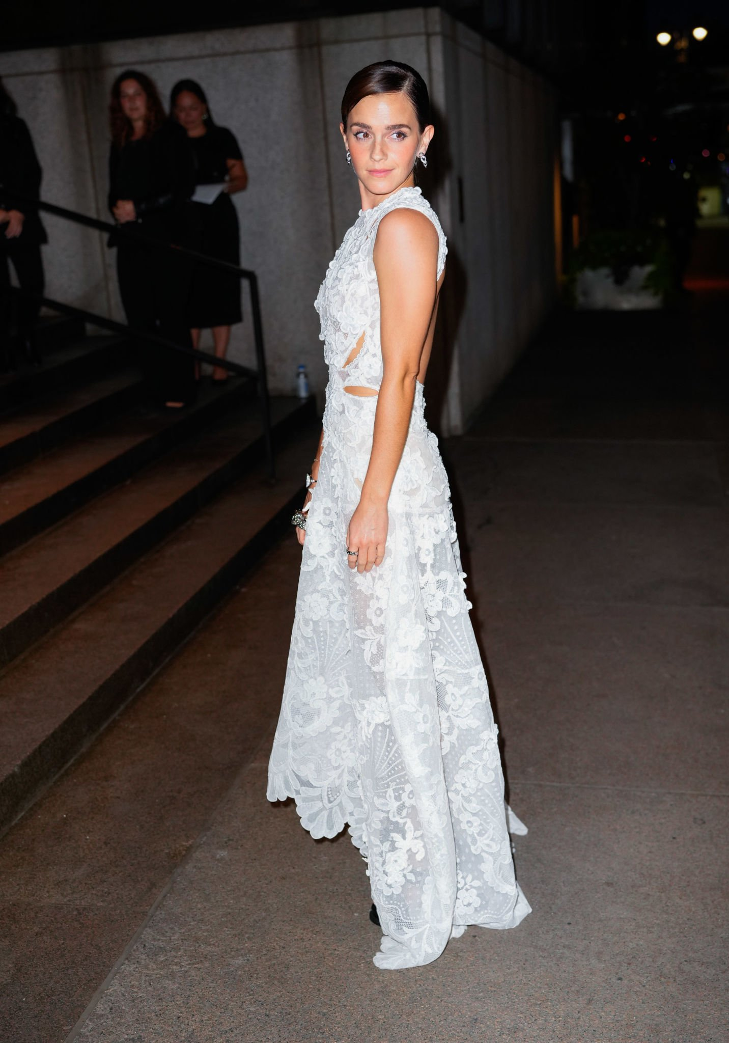 EEW_2022_sept15_arrival_kering_foundation_dinner_027.png