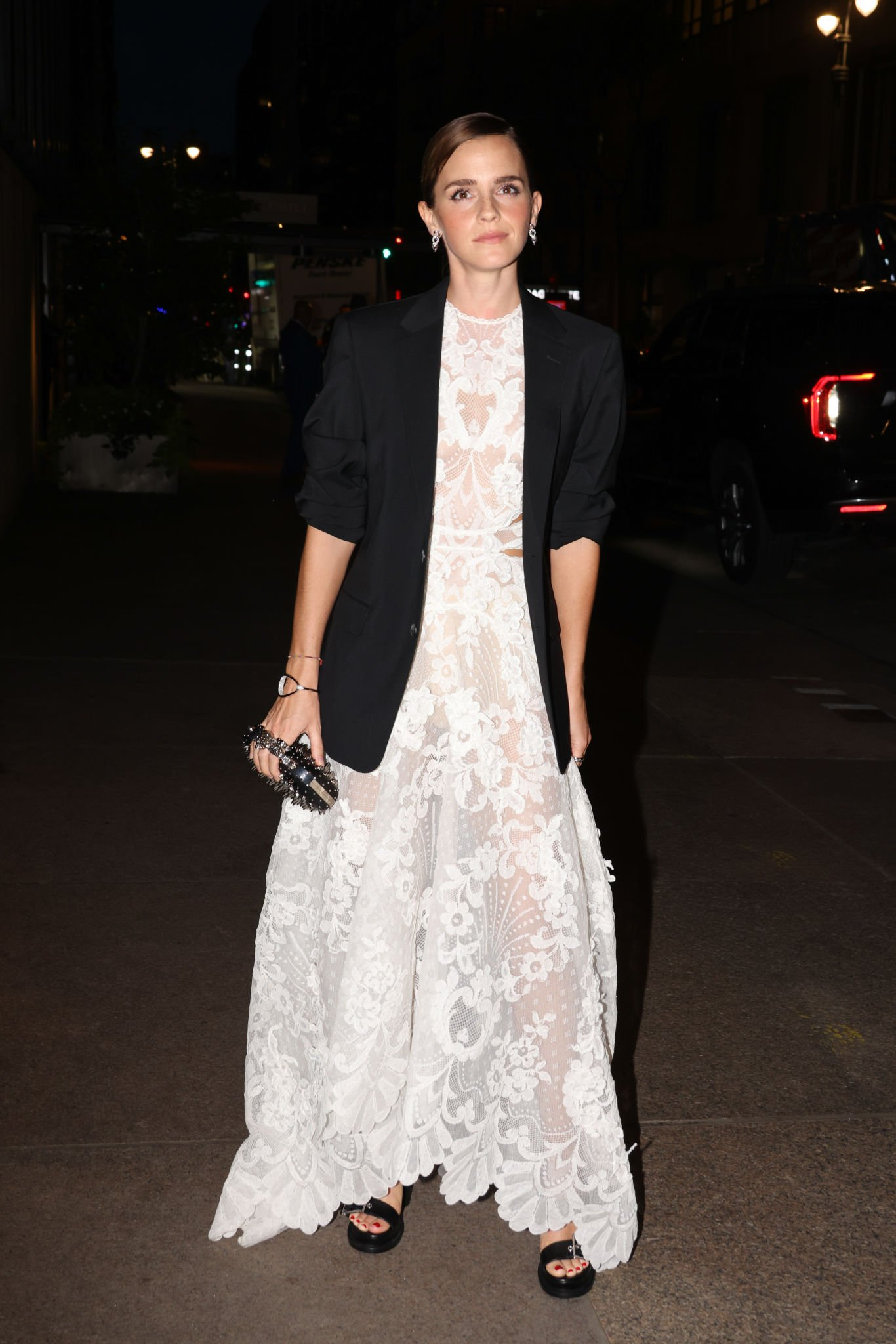 EEW_2022_sept15_arrival_kering_foundation_dinner_049.png EEW_2022_sept15_arrival_kering_foundation_dinner_049.png