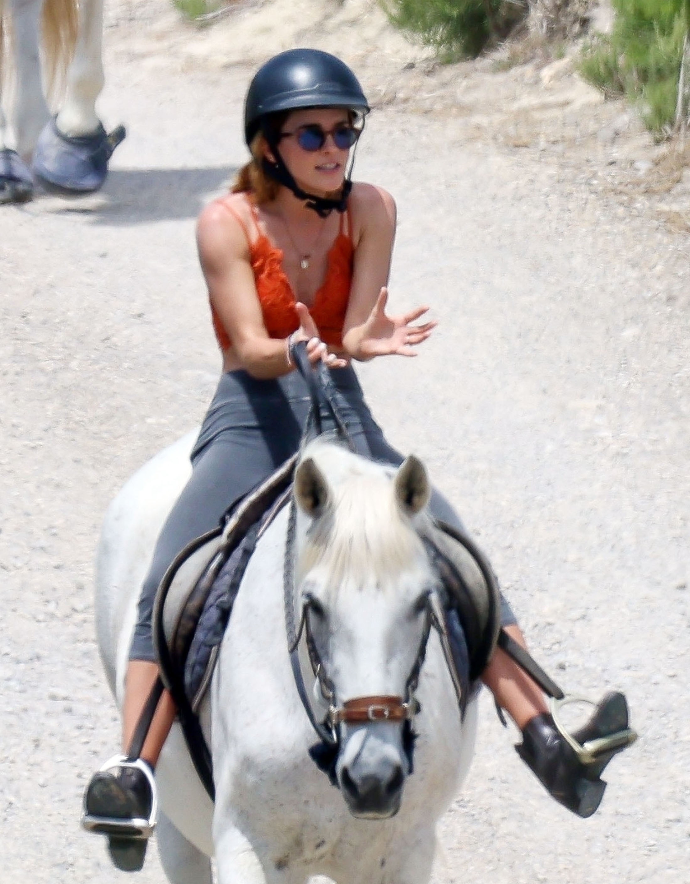 EEW_2022candid_june7_riding_horse_ibiza_spain_008.jpg