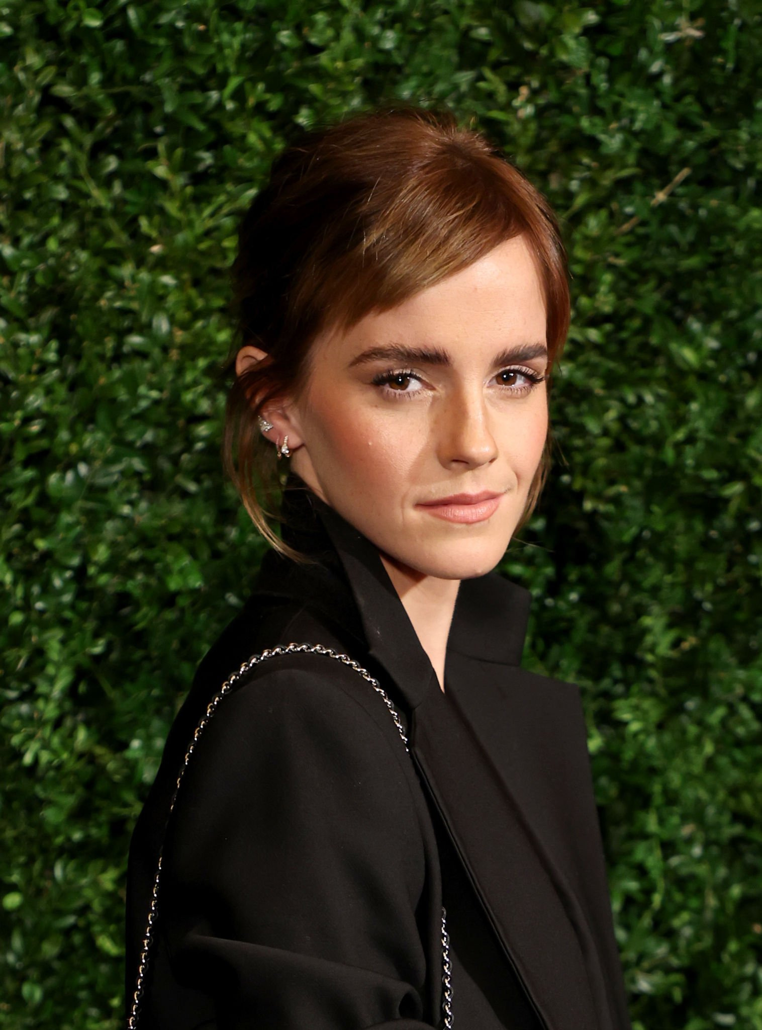 EEW_2022event_finch_chanel_pre_bafta_party_press_line_005.jpg