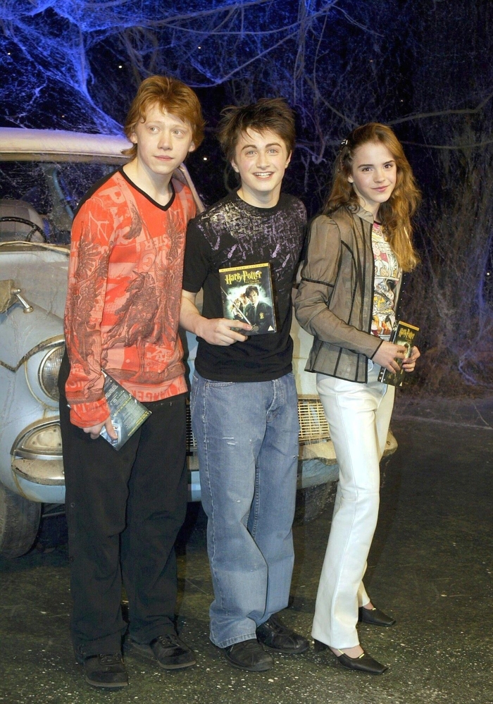 EEW_2003event_april8_harry_potter_cos_dvd_launch_party_012.jpg