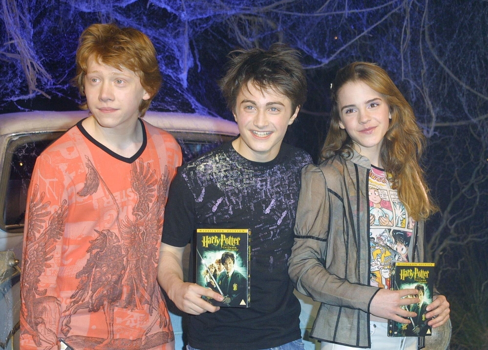 EEW_2003event_april8_harry_potter_cos_dvd_launch_party_017.jpg