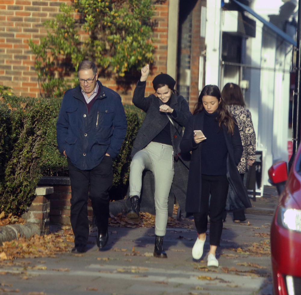 EEW_2017candid_nov10_out_in_north_london_006.jpg