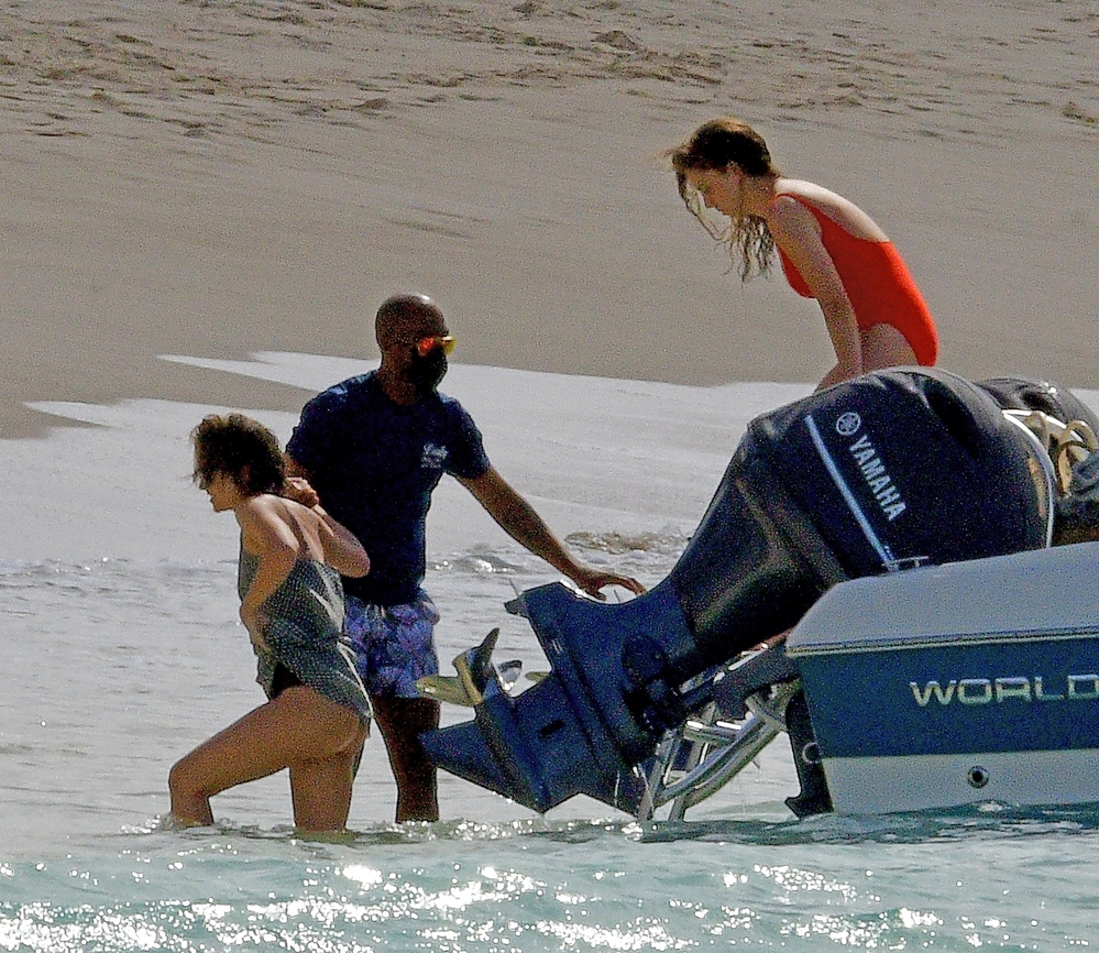 EEW_2021candid_dec12_at_a_beach_in_barbados_051.jpg