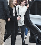 EEW_2017candid_oct21_out_after_lunch_in_london_004.jpg