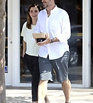 EEW_2019candid_aug13_out_for_lunch_in_santa_monica_ca_011.jpg